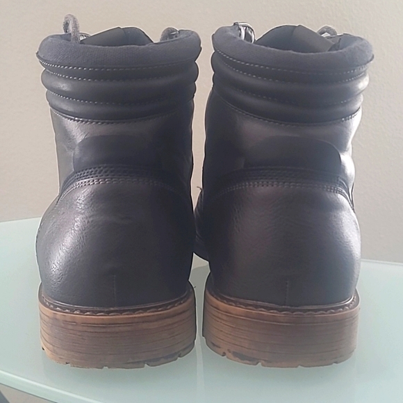 Sonoma Men's Boots, size 10-1/2, Gray. - Picture 3 of 6